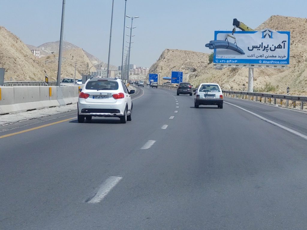 آزادراه تهران پردیس بعد از تونل شماره ۴ مسیر رفت (115متر)